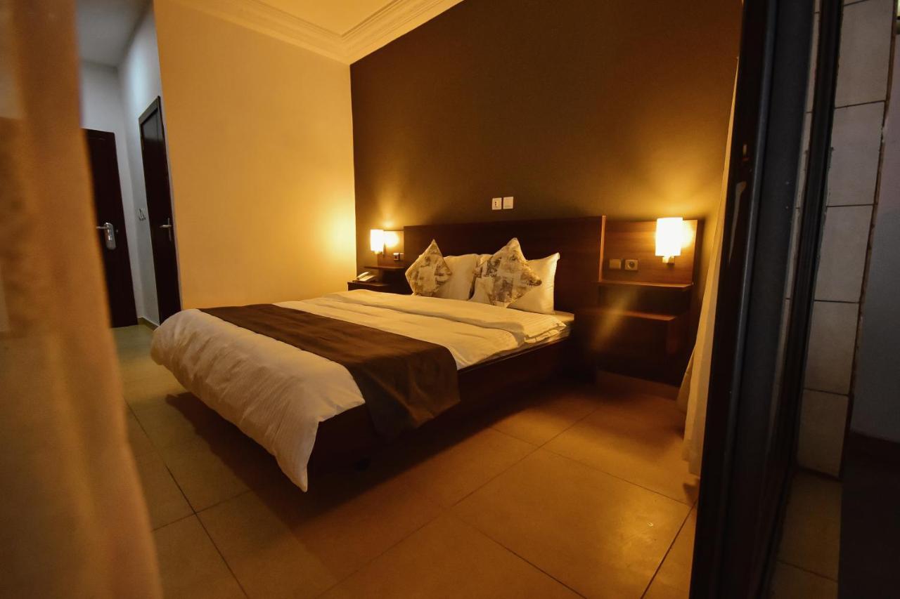 Robert'S Hotel Αμπιτζάν Εξωτερικό φωτογραφία